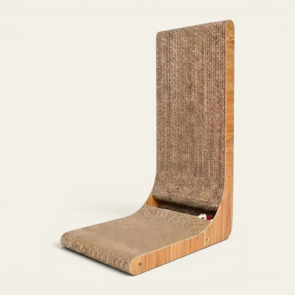 griffoir mural pour chat en bois avec surface unie et bille de jeu