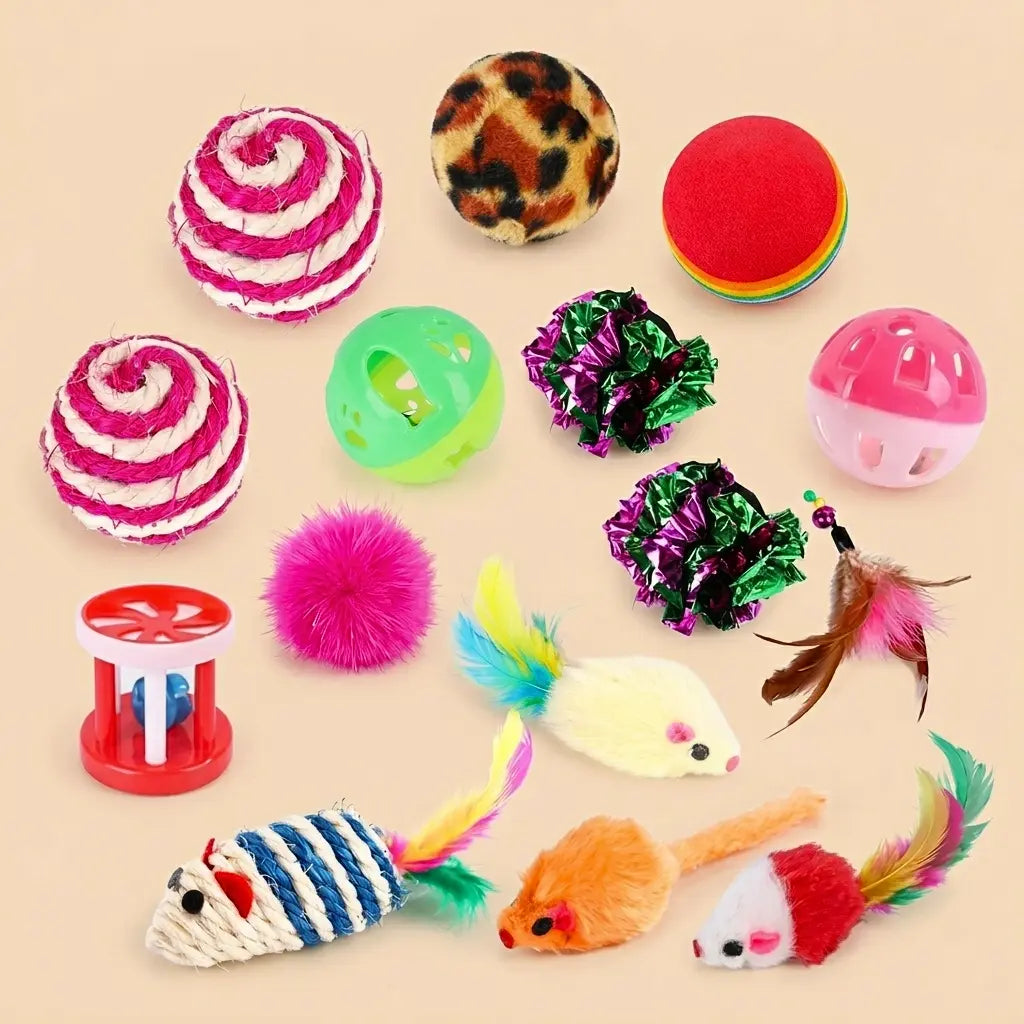 jouets pour chat colorés avec balles et souris en peluche