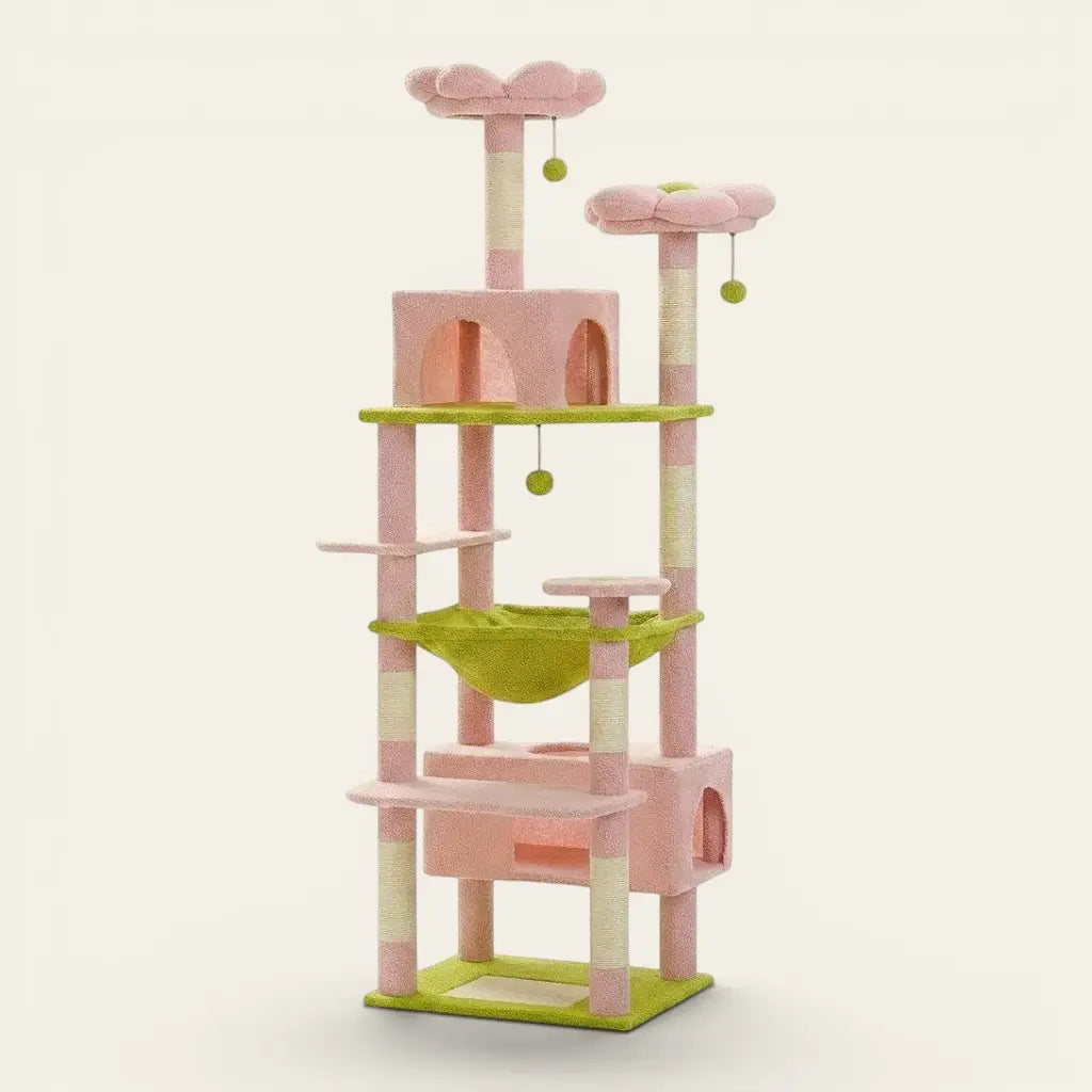 arbre à chat avec hamac rose et vert avec jouets suspendus pour chat