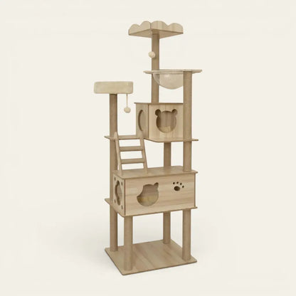 Arbre à chat haut en bois avec deux niches fermées, plateformes d’observation et griffoirs en sisal pour favoriser le jeu et le repos.