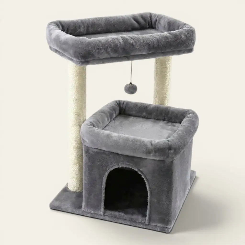 Arbre à chat pour chaton gris clair avec plateforme d’observation, niche fermée et poteaux à griffer