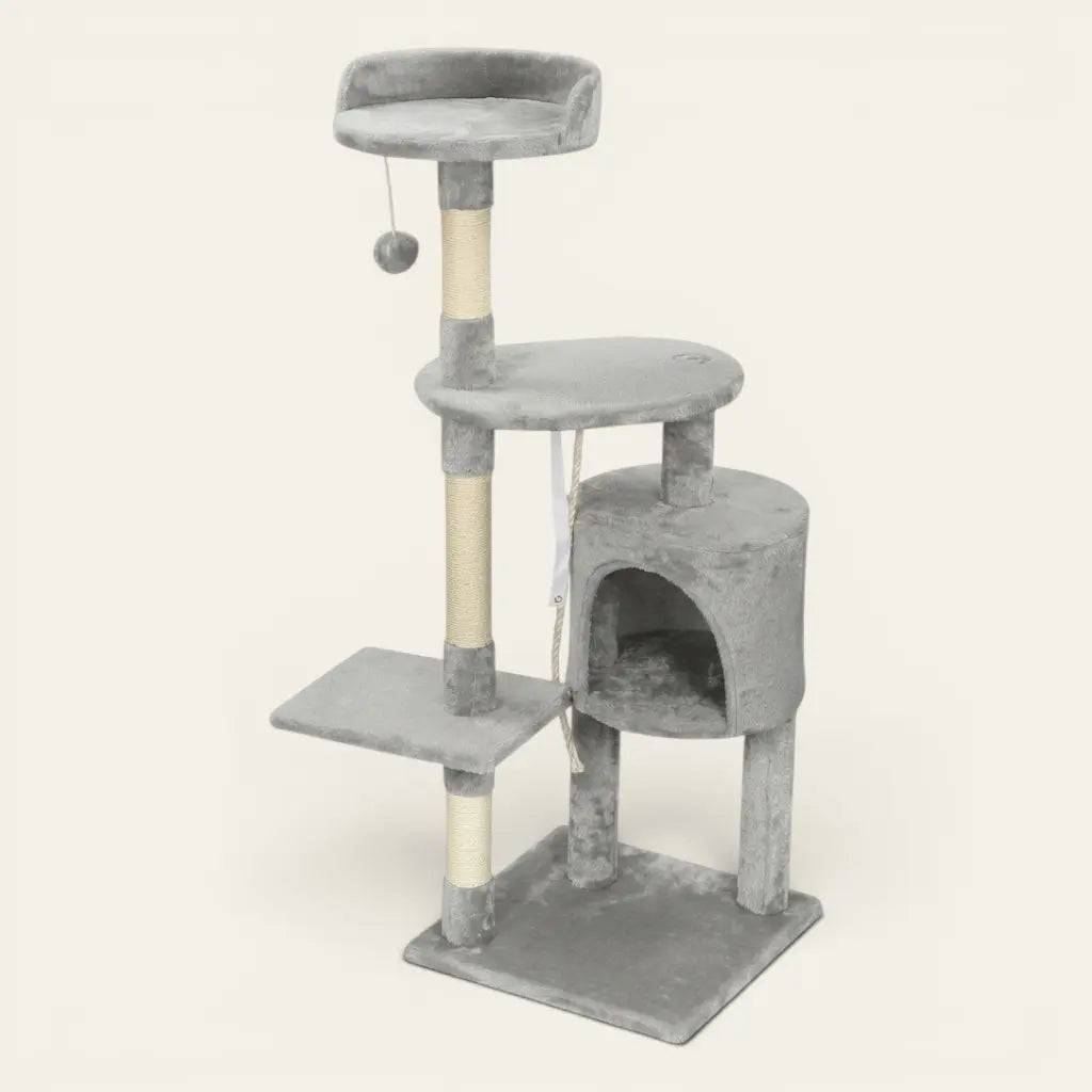 Arbre à chat en solde gris clair avec niche confortable, plateforme d’observation et poteaux en sisal