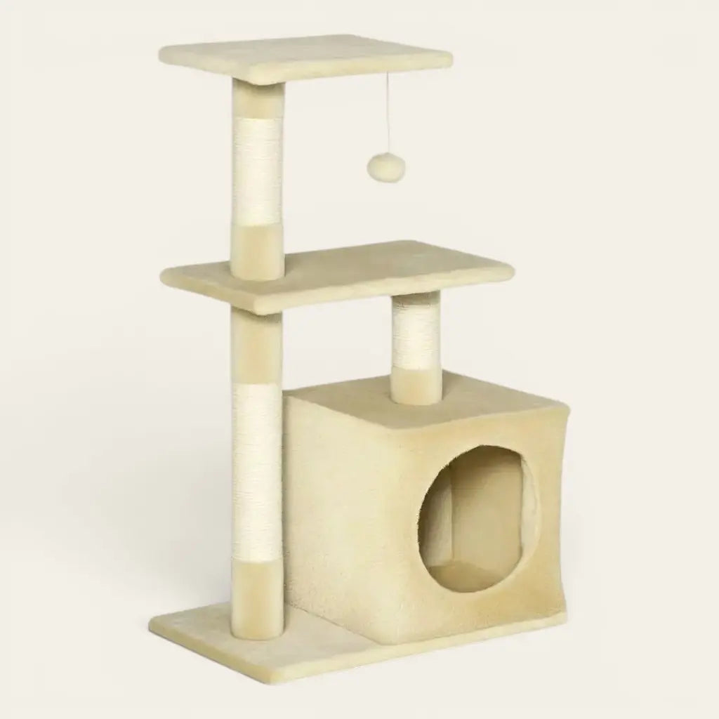 Arbre à chat pas cher beige avec niche fermée, double plateforme de repos et jouet suspendu pour chat