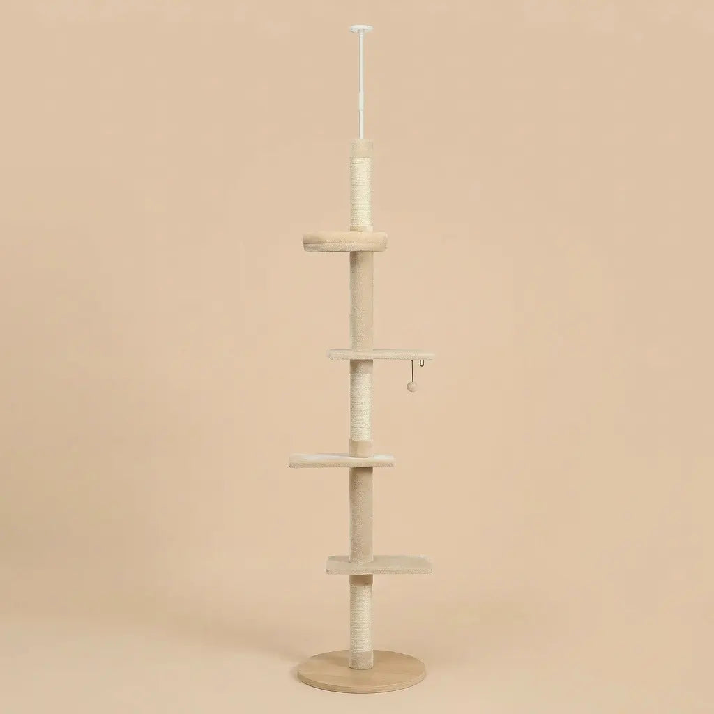 arbre à chat plafond blanc avec plateformes de grimpe et jouets suspendus