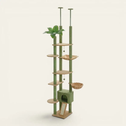Arbre à chat du sol au plafond style naturel avec plateformes, niche, griffoir et couchages suspendus