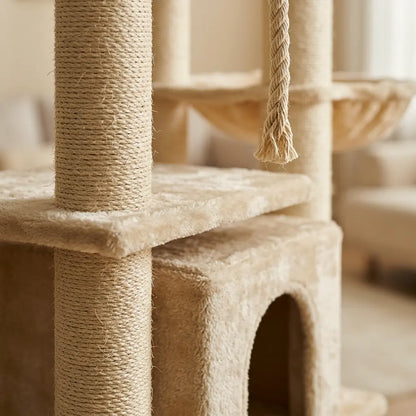 arbre à chat spécial maine coon avec poteaux en sisal épais et structure solide adaptée aux grands chats