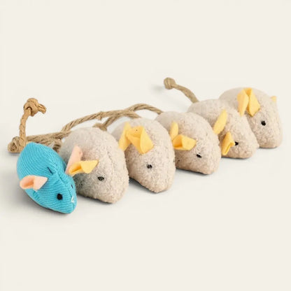 Doudou pour chat en lot de souris en peluche avec queue en corde naturelle, parfait pour divertir les chats d’intérieur.