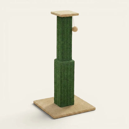 Griffoir chat design vert avec colonne de griffage et balle de jeu suspendue