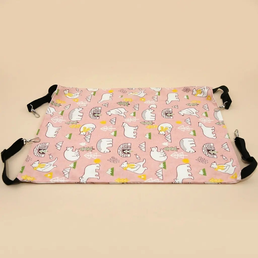 lit suspendu pour chat avec motif ours et tissu rose ideal pour un couchage doux et securise
